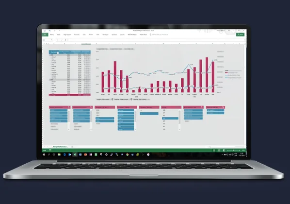 Excel BI – automatyczny rejestr transakcji walutowych z PostgreSQL; analiza wolumenów według waluty, dealera i okresu z segmentatorami Excela dla kantoru internetowego.