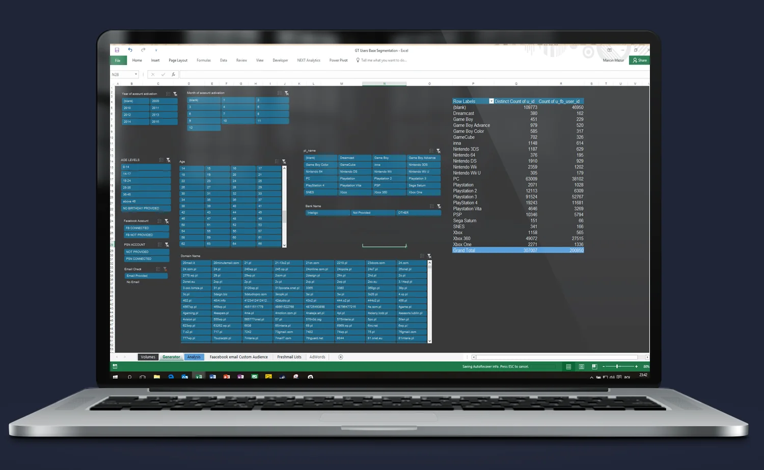 Email segmentation and data enrichment – Why DAX?; view of a laptop screen with the system module.